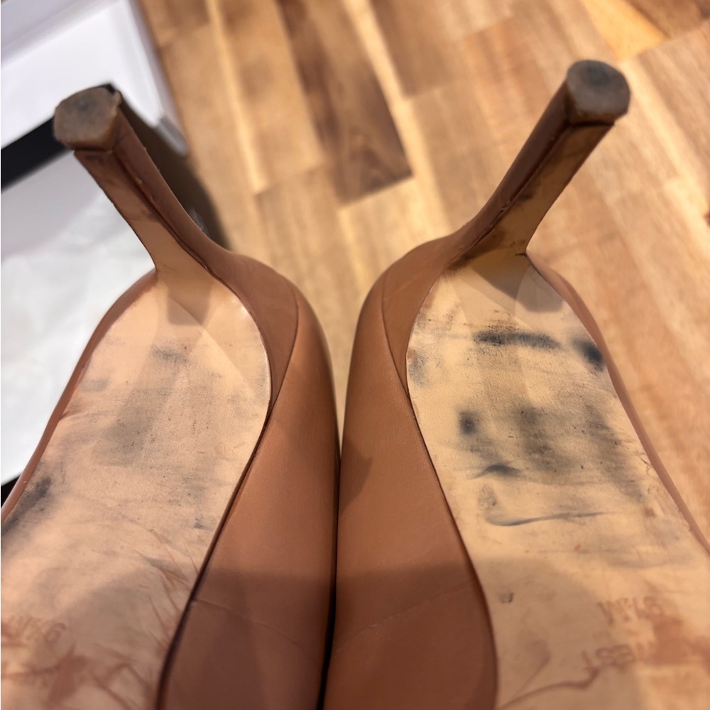 Nine West Ezra Pointy Toe Pumps Light Brown Leather SZ 9.5:Classic vintage look! - Picture 15 of 15